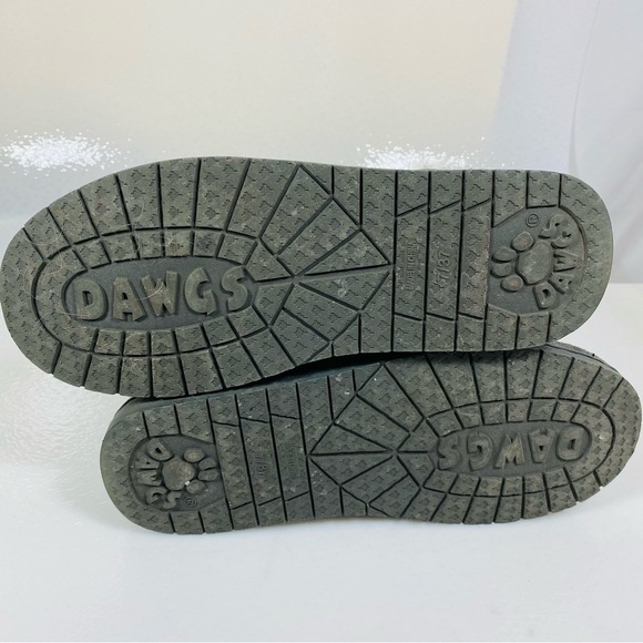 DAWGS Faux Fur Insulated Grey Women's 7 3-Button Pull-On Boot - Picture 9 of 12